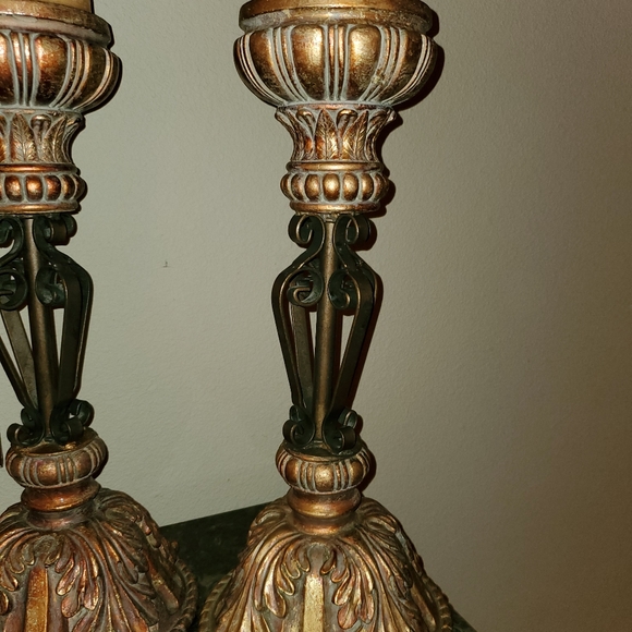 Beautiful Candlestick Set - Picture 6 of 6
